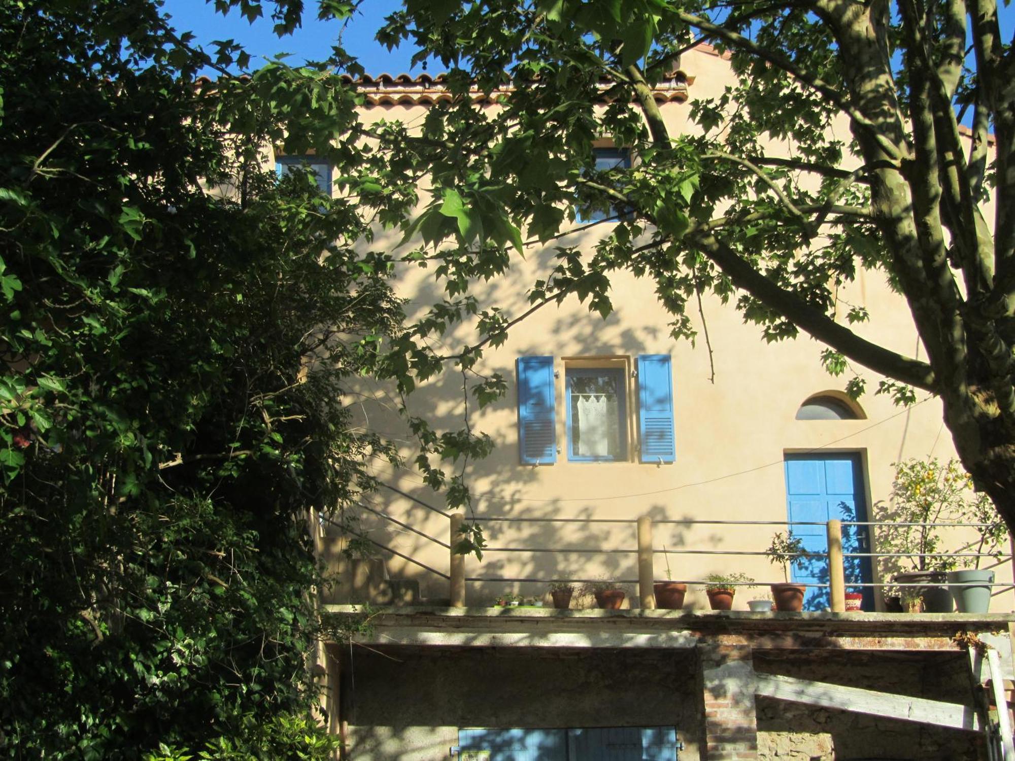 La Colline Bleue Bed & Breakfast Banne Exterior photo