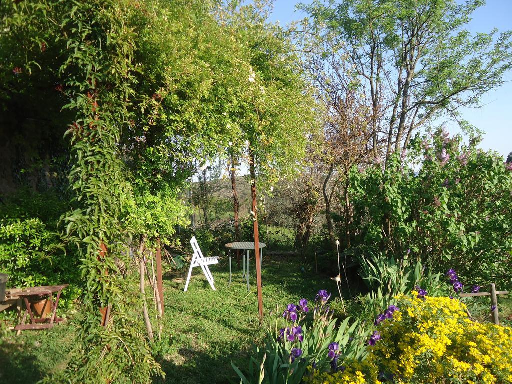 La Colline Bleue Bed & Breakfast Banne Exterior photo